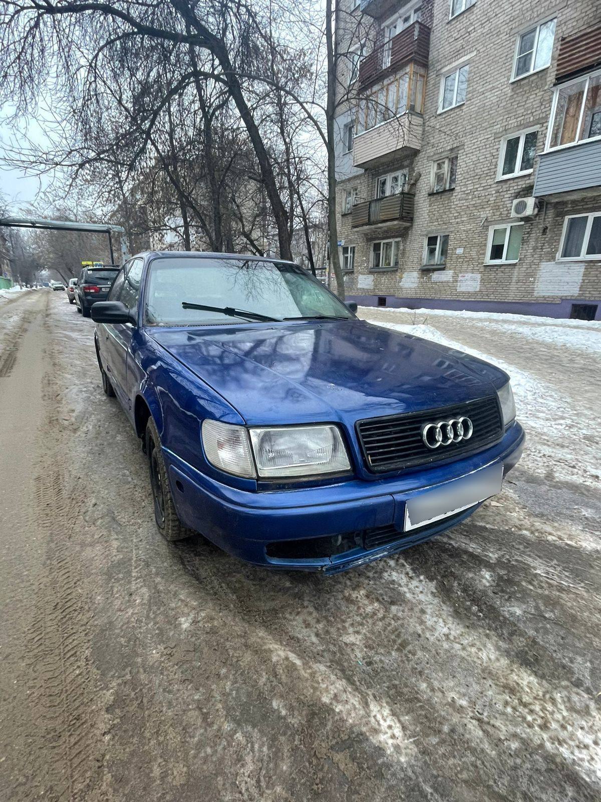 Купить Audi 100 IV (C4) седан, 1991 года, цвет: Синий, за 88000 руб. в  Санкт-Петербурге